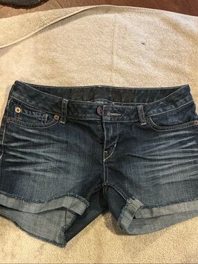 Express Women's Dark Wash Denim Cuffed Shorts